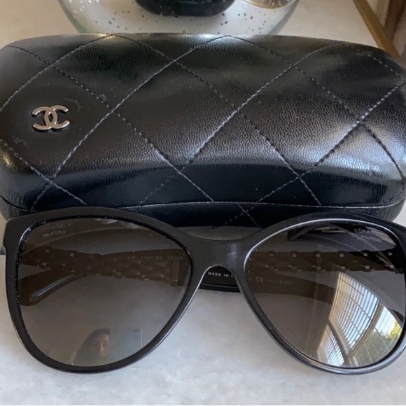 💯 Authentic Chanel Link CC Logo Polarized Sunglasses - Picture 3 of 8